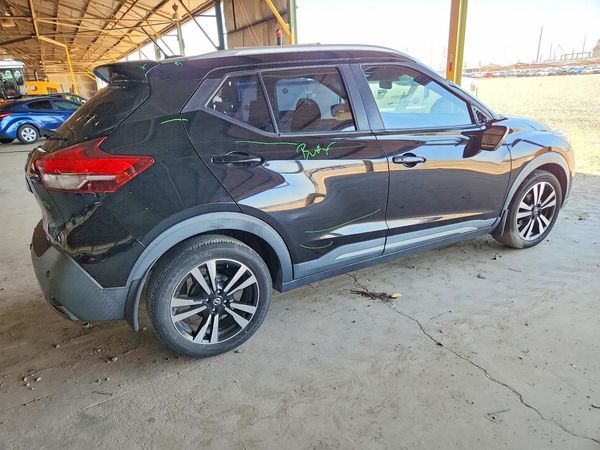 2020 NISSAN KICKS