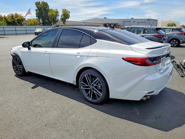 2026 TOYOTA CAMRY