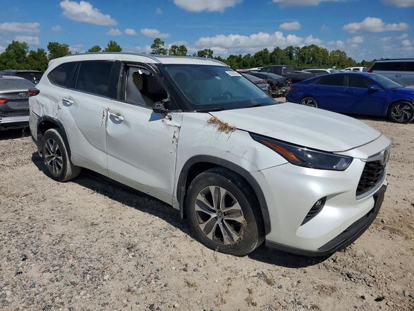 2023 TOYOTA HIGHLANDER