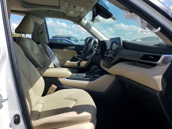2023 TOYOTA HIGHLANDER