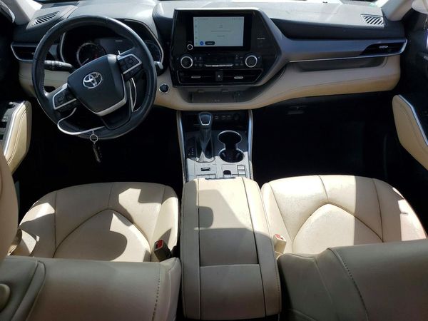 2023 TOYOTA HIGHLANDER