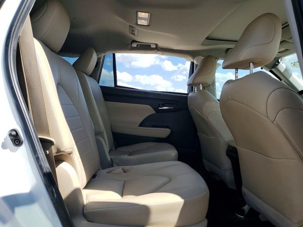 2023 TOYOTA HIGHLANDER