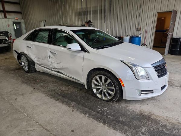 2017 CADILLAC XTS Luxury