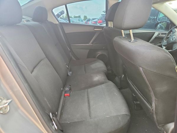 2013 MAZDA 3