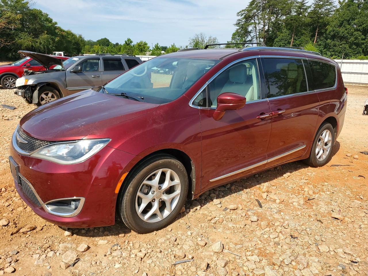 2017 CHRYSLER PACIFICA