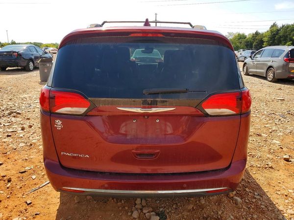 2017 CHRYSLER PACIFICA