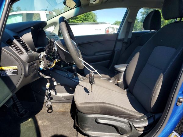 2015 KIA FORTE