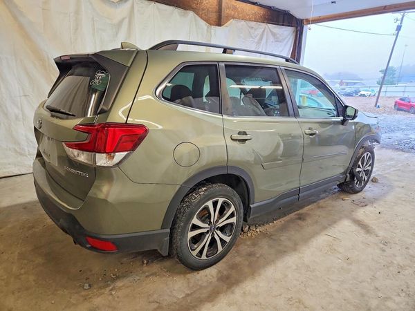 2021 SUBARU FORESTER Limited