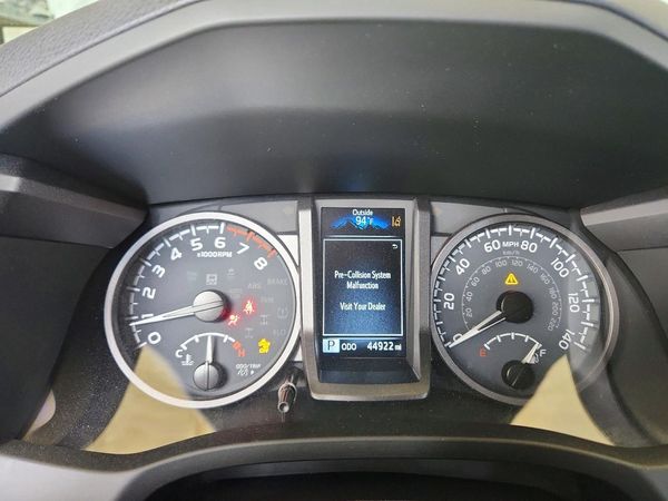2023 TOYOTA TACOMA SR5