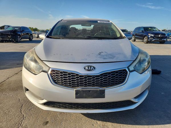 2016 KIA FORTE GL (Middle-Low Grade)