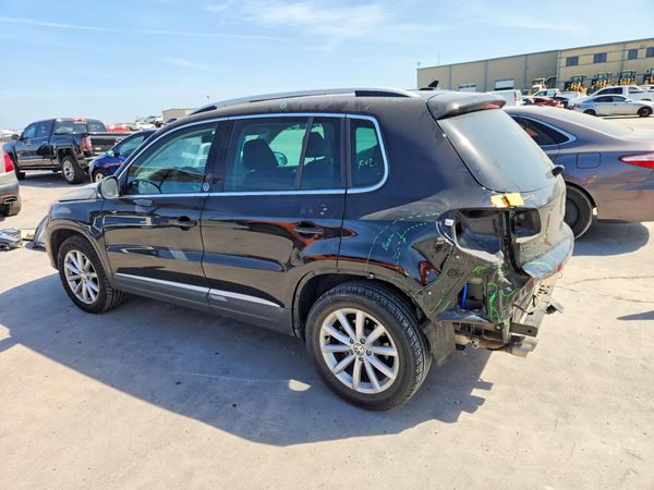 2017 VOLKSWAGEN TIGUAN Wolfsburg