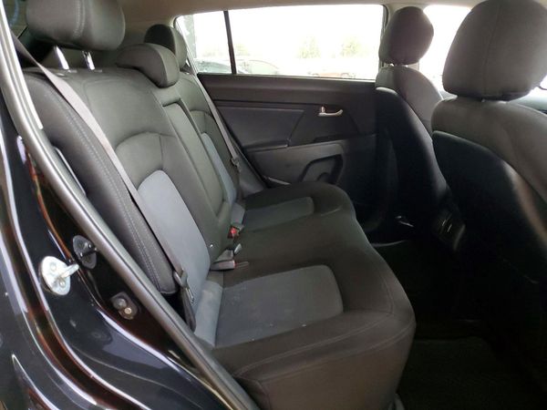 2015 KIA SPORTAGE GL - Middle-low