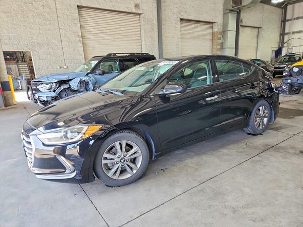 2017 HYUNDAI ELANTRA
