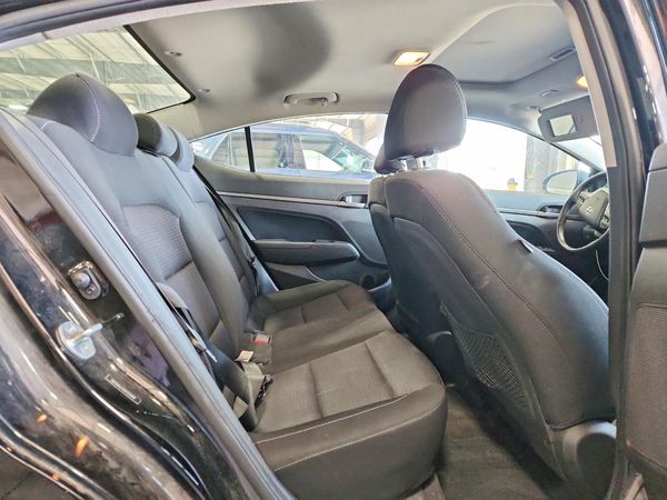 2017 HYUNDAI ELANTRA