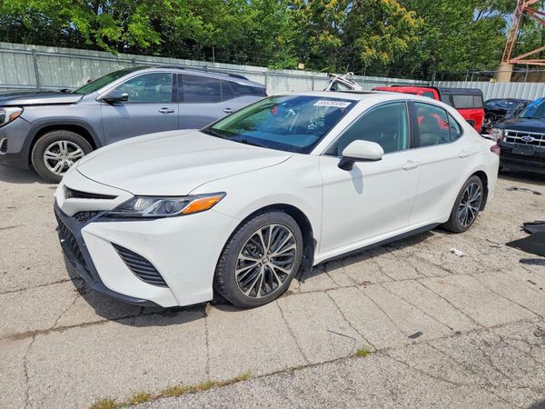 2019 TOYOTA CAMRY