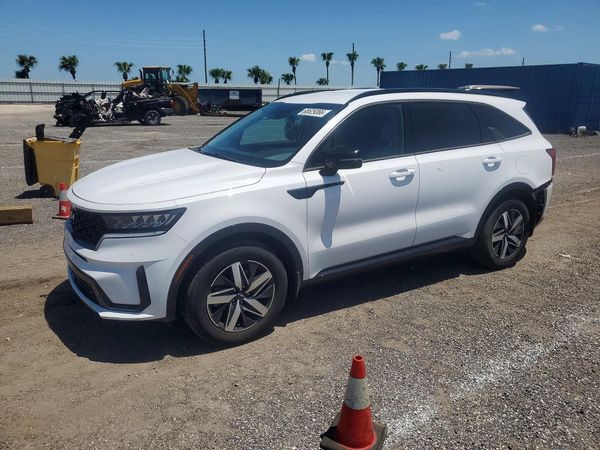 2022 KIA SORENTO