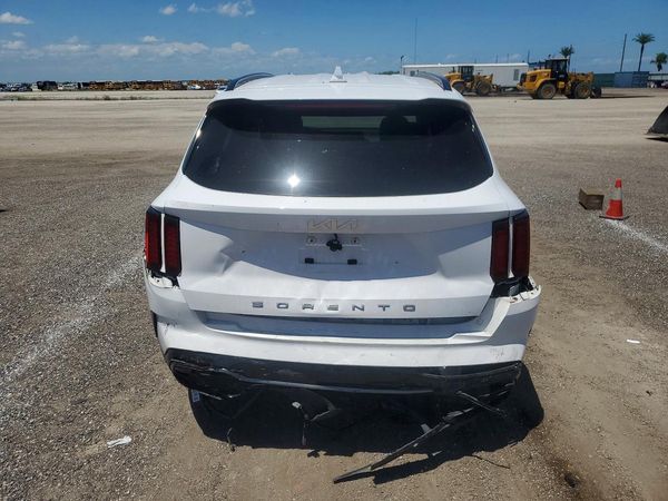 2022 KIA SORENTO