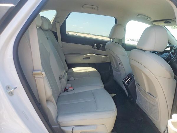 2022 KIA SORENTO