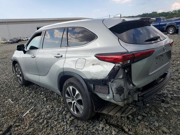 2021 TOYOTA HIGHLANDER