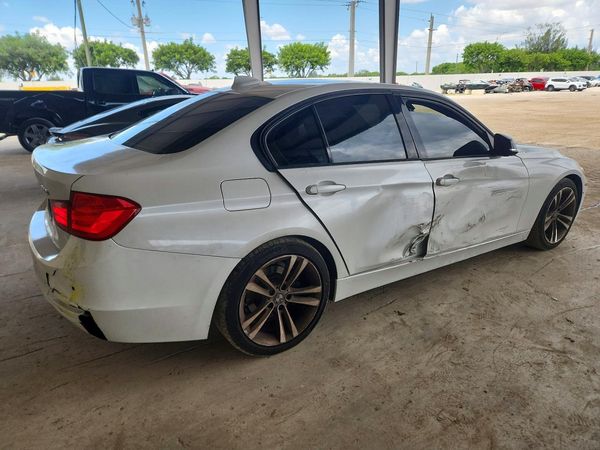 2015 BMW 328 SA