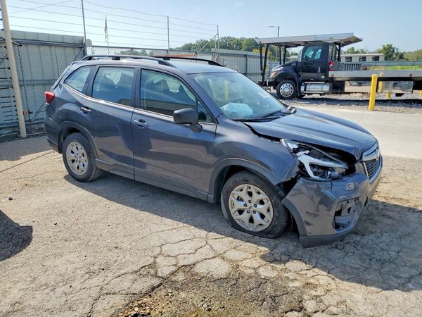 2021 SUBARU FORESTER Base
