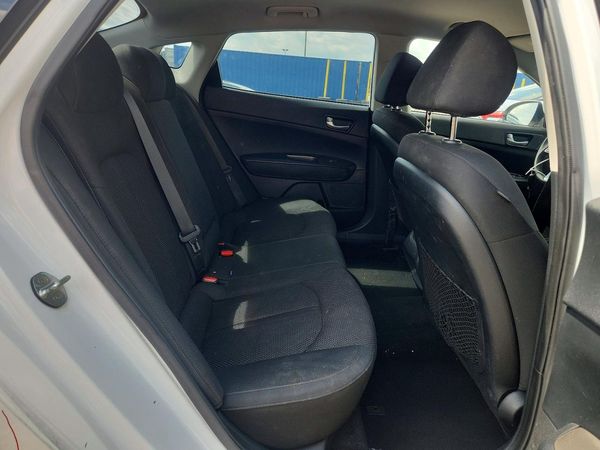 2019 KIA OPTIMA LX, S