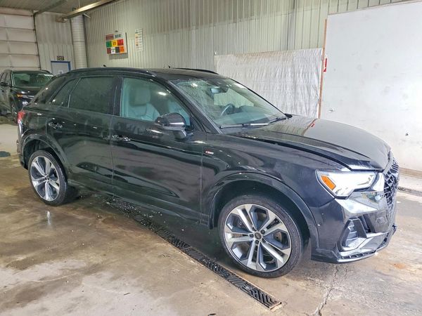 2021 AUDI Q3
