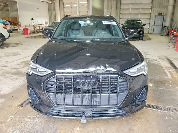 2021 AUDI Q3