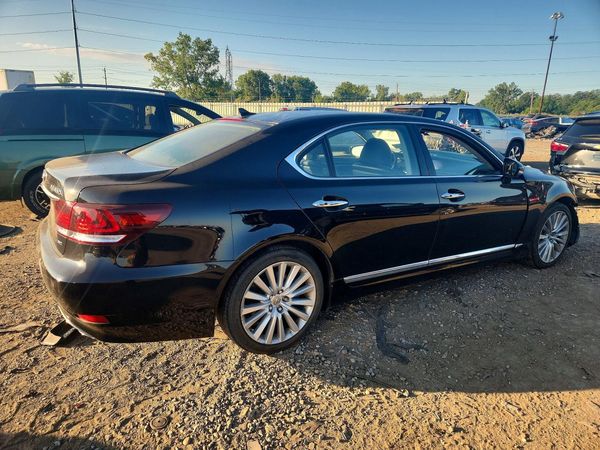 2013 LEXUS LS 460