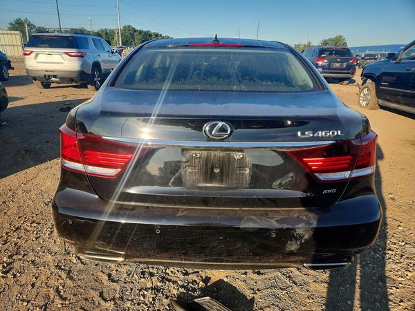 2013 LEXUS LS 460