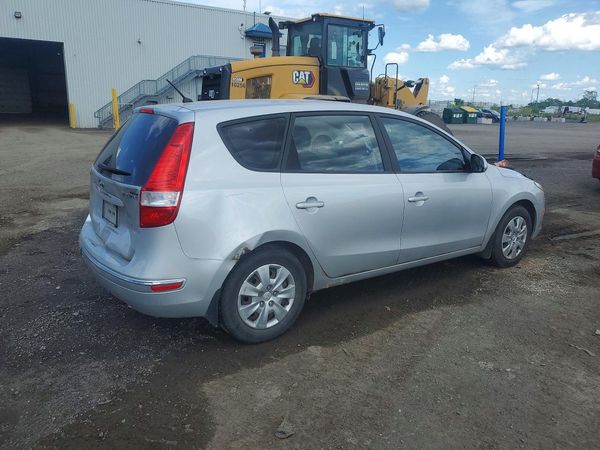 2012 HYUNDAI ELANTRA GL