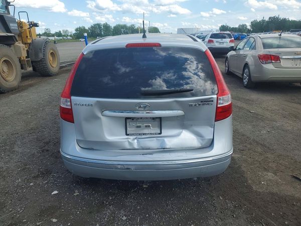 2012 HYUNDAI ELANTRA GL