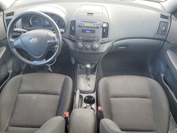2012 HYUNDAI ELANTRA GL