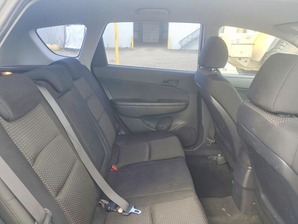 2012 HYUNDAI ELANTRA GL