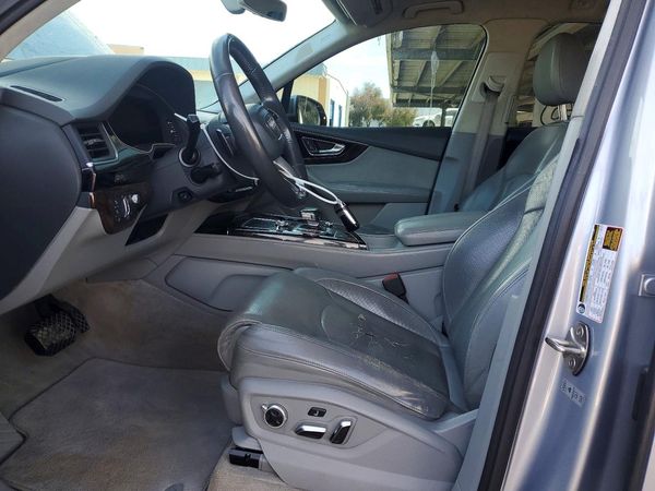 2017 AUDI Q7 quattro Prestige