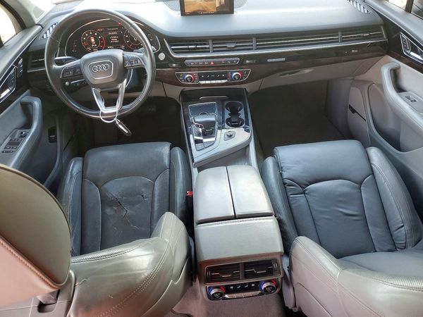 2017 AUDI Q7 quattro Prestige