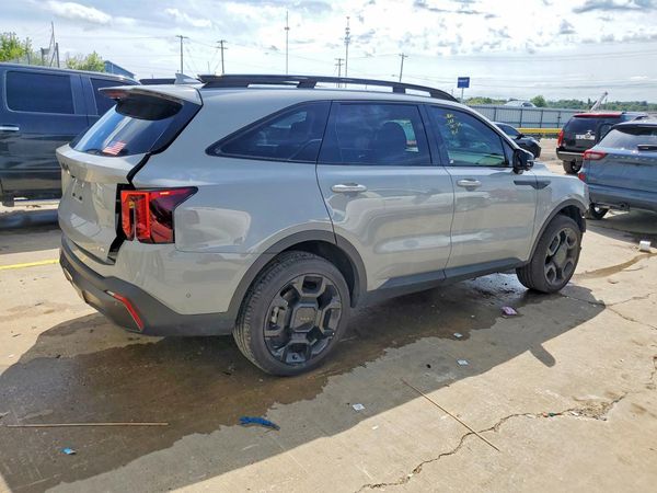 2025 KIA SORENTO