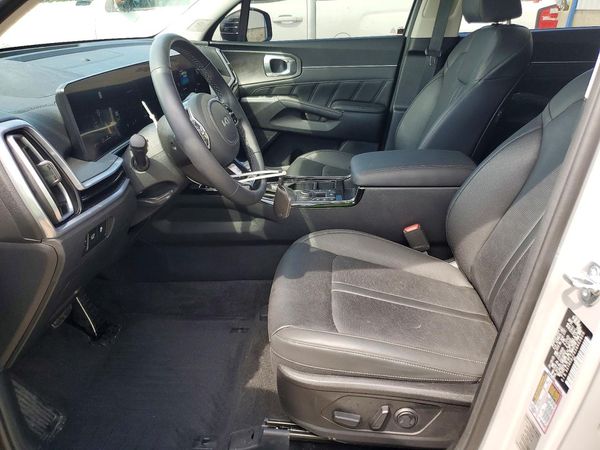 2025 KIA SORENTO