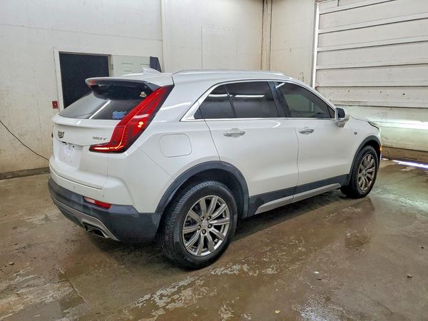 2019 CADILLAC XT4 Premium Luxury