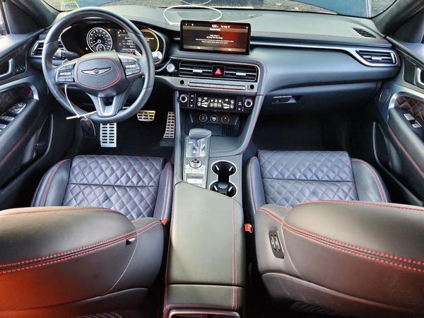 2024 GENESIS G70