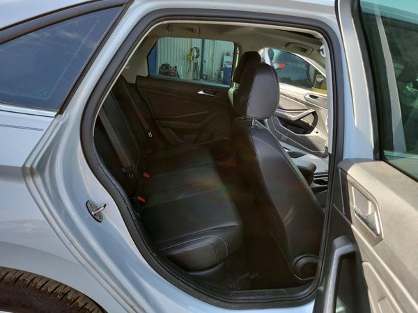 2019 VOLKSWAGEN JETTA S, SE, R-Line