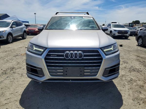 2018 AUDI Q7