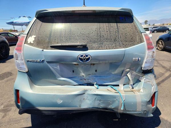 2015 TOYOTA PRIUS