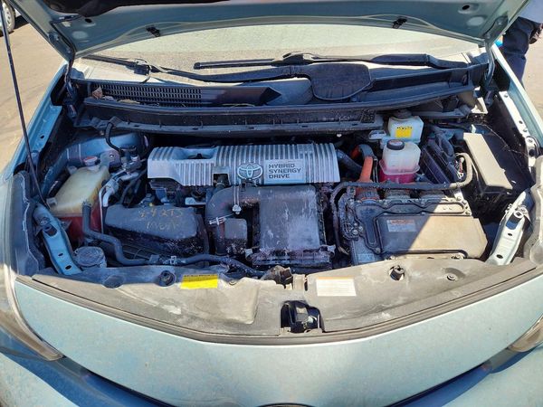 2015 TOYOTA PRIUS