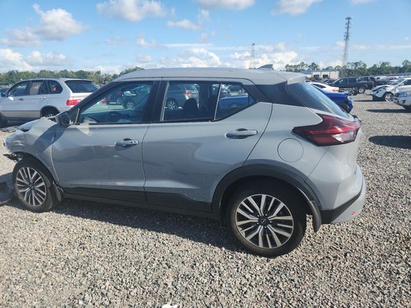 2024 NISSAN KICKS