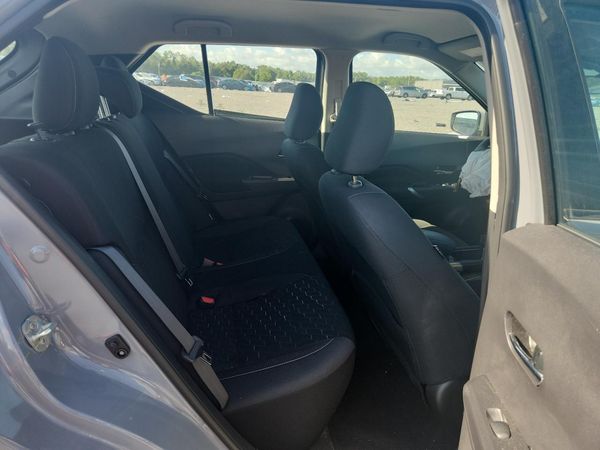 2024 NISSAN KICKS