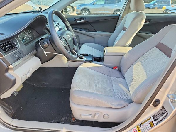 2013 TOYOTA CAMRY