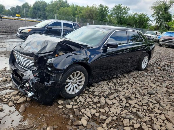 2013 CHRYSLER 300