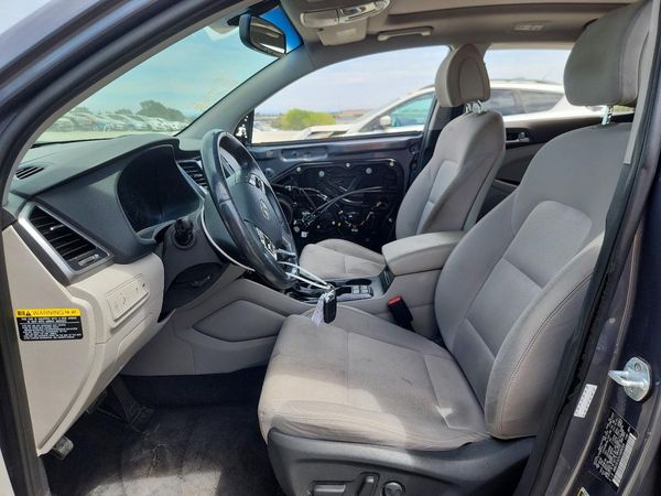 2018 HYUNDAI TUCSON — DENT