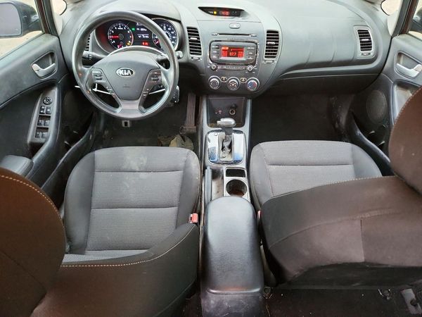 2017 KIA FORTE LX Base